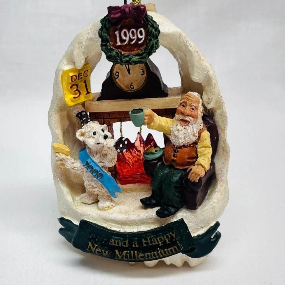 Figi Santa's Crystal Valley Collectible Keepsake Ornament 1999